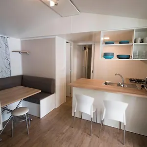 https://mobile-home-suite.hotelinveneto.com