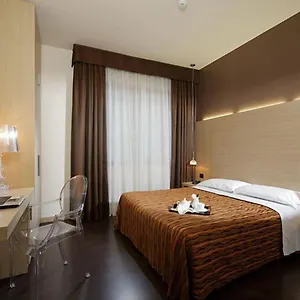 *** Hotel Paris Itálie
